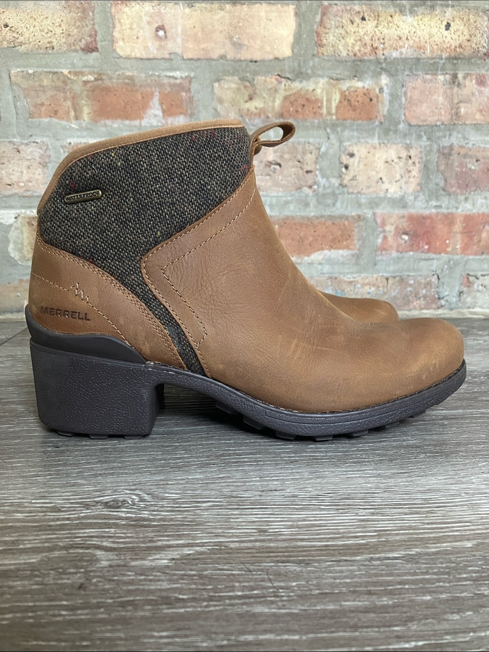Merrell Women's Chateau II Mid Pull Waterproof boots